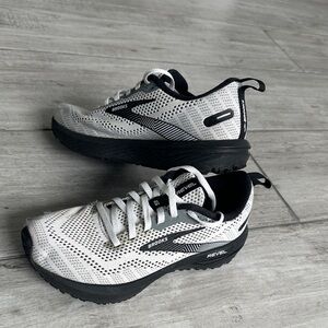 Brooks Monochrome Athletic Sneakers